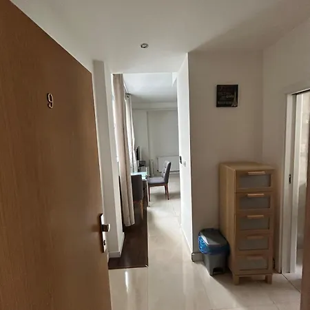 Apartmán No9, Stylish In *