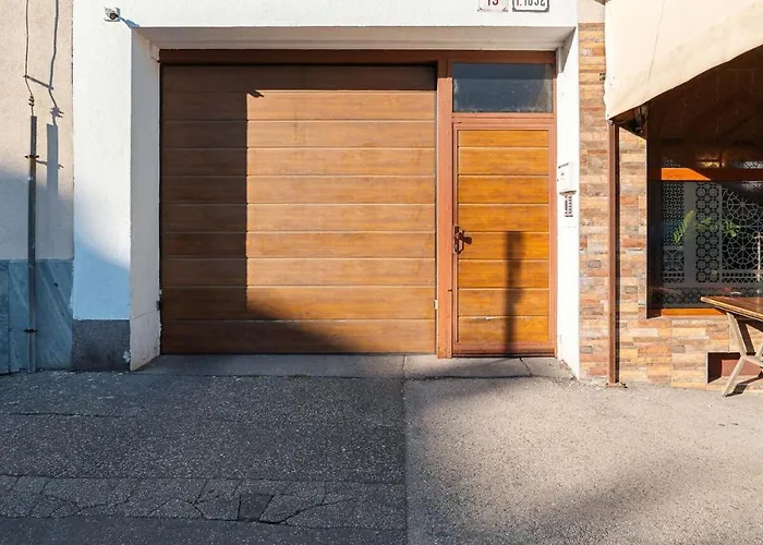 No9, Stylish In Pozsony